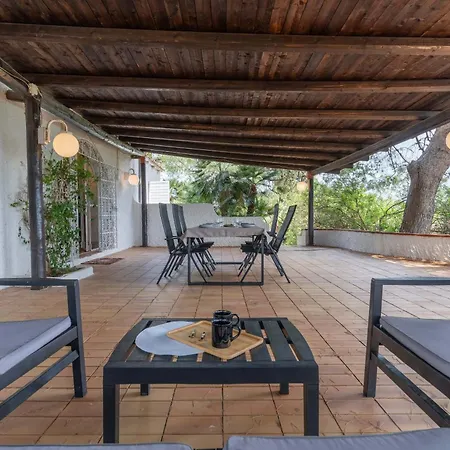 Villa Laura By Wonderful Italy